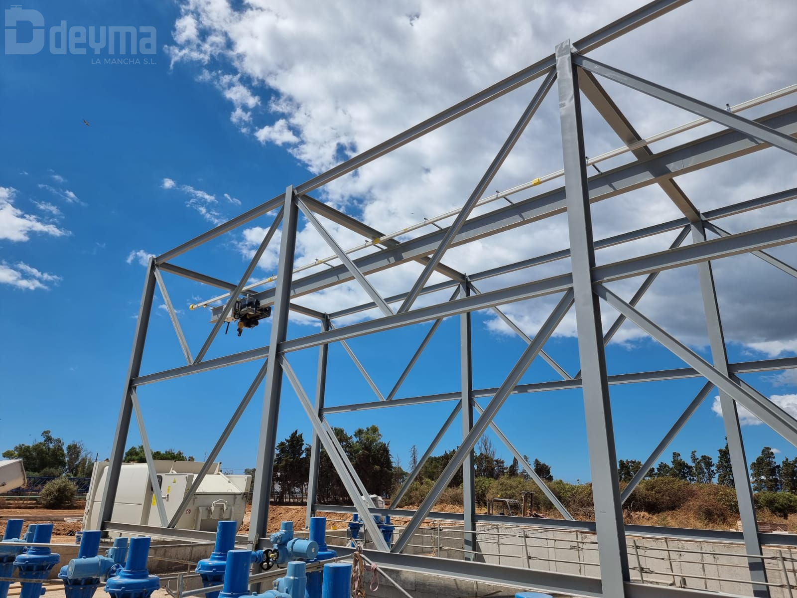 Accesos y mantenimiento de estación de bombeo